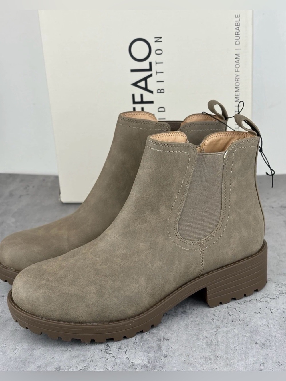 Buffalo David Bitton Anna Brown Water Repellant Women's Chelsea Boots US 8 New